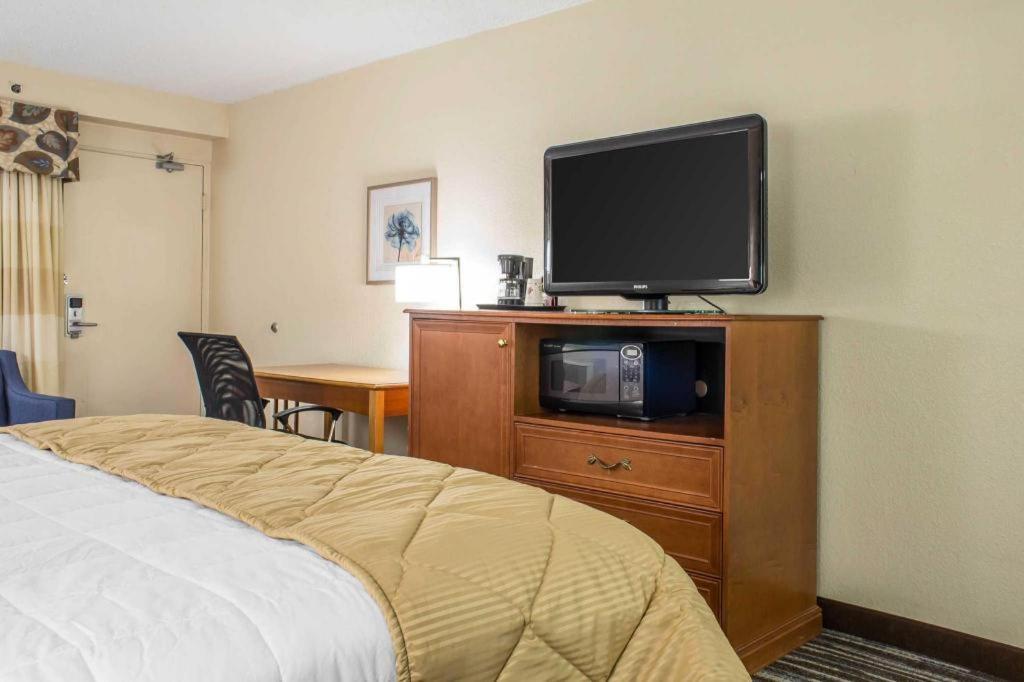 Lifestyle Inn Cedar Falls Εξωτερικό φωτογραφία
