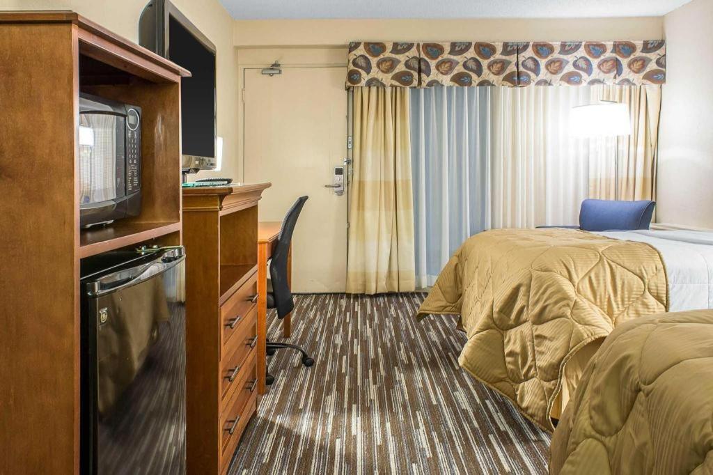 Lifestyle Inn Cedar Falls Εξωτερικό φωτογραφία