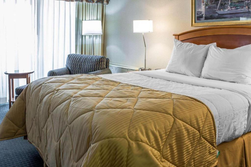 Lifestyle Inn Cedar Falls Εξωτερικό φωτογραφία
