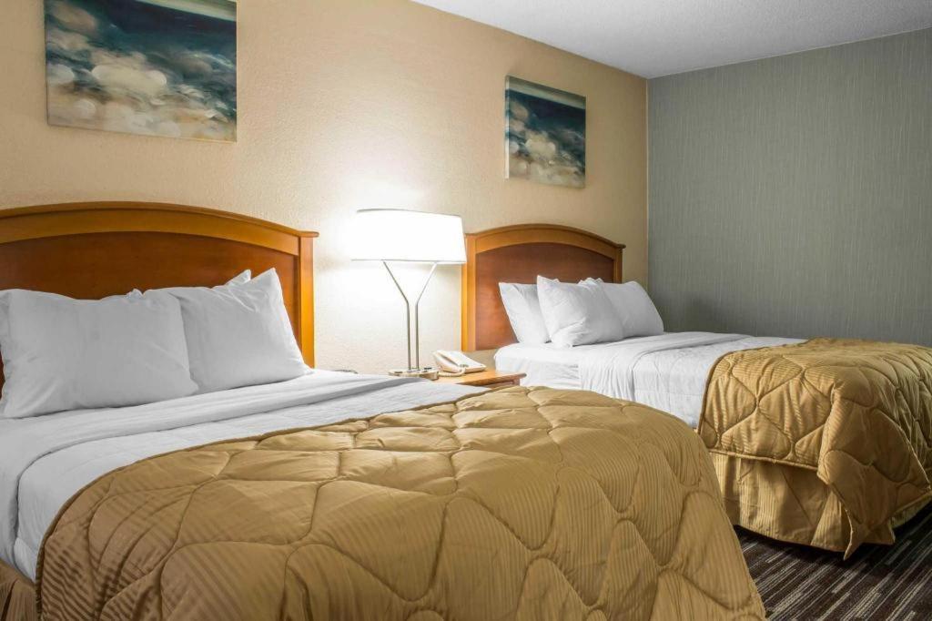 Lifestyle Inn Cedar Falls Εξωτερικό φωτογραφία