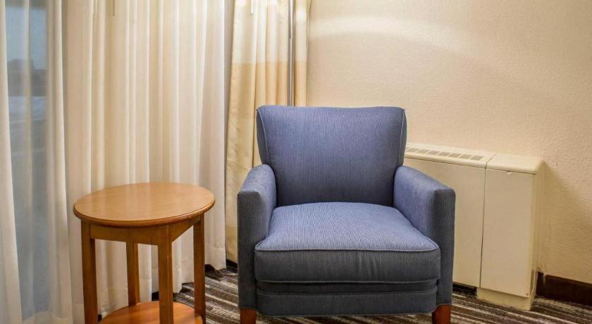 Lifestyle Inn Cedar Falls Εξωτερικό φωτογραφία